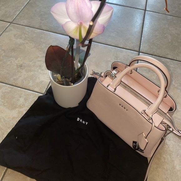 Handbag - Picture 5 of 5